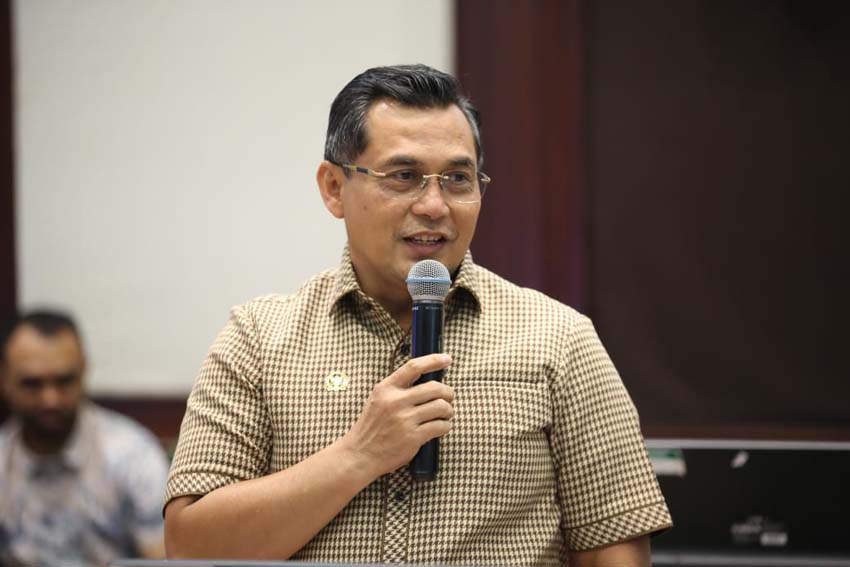 Bang Azran-01-upload