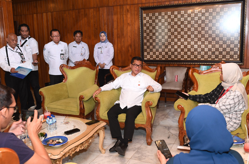 Mendes di Tangerang-01-upload